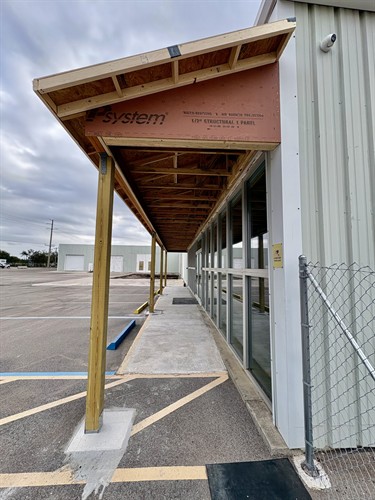 Gallery Image bfs_store_2.jpg