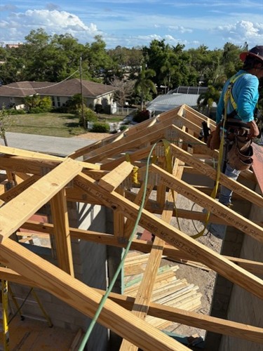 Gallery Image f910d3a1-0143-45a5-955f-07f87b4f09e0.jpg