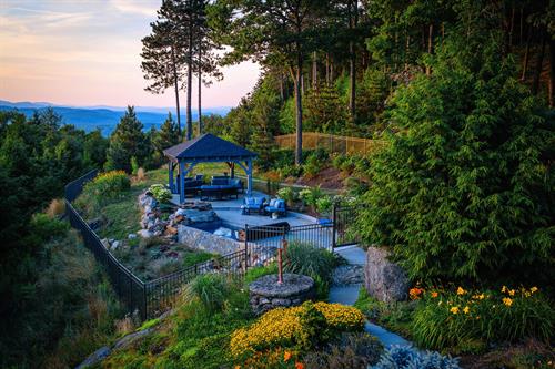 Mountain View Patio and Soake Pool