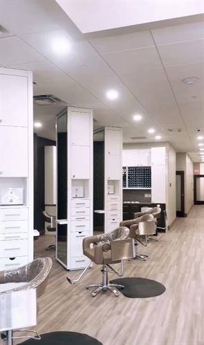 Gallery Image BELLA_VIAGGIO_SALON_AND_SPA-SALEM1.JPG