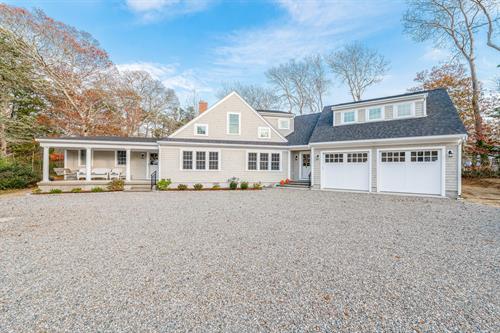 Gallery Image 03-P1288047.jpg