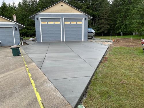 After-Shop Driveway