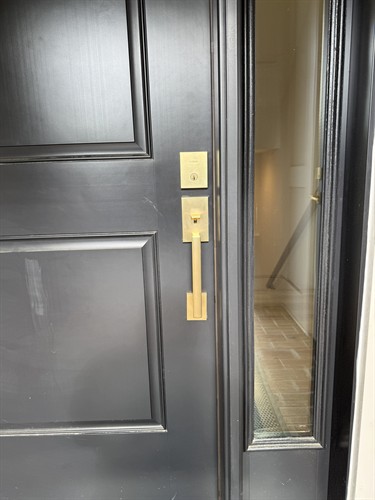 Gallery Image IMG_8811.jpeg