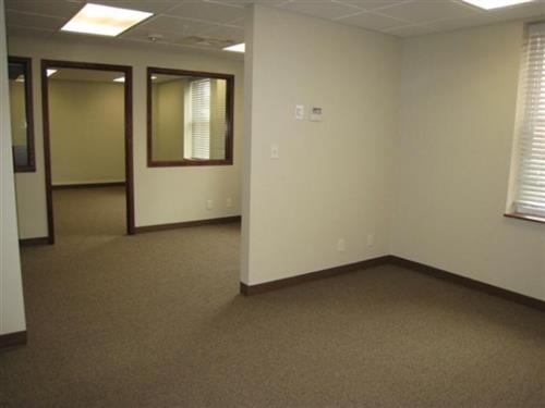 The Keystone offers commercial office space at reduced rates for new businesses.