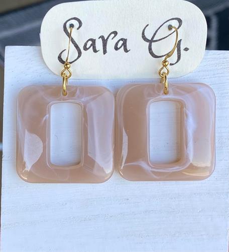 Acrylic Square Swirl Earrings w Gold 