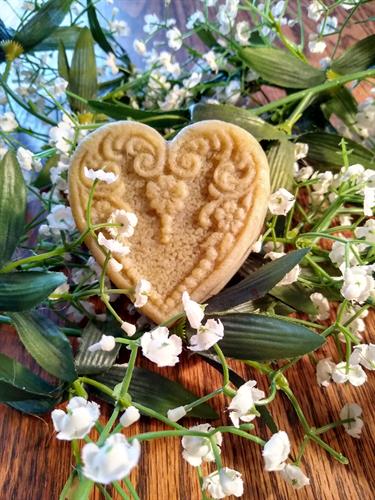 Gallery Image victorian_heart.jpg Gallery Image victorian_heart.jpg