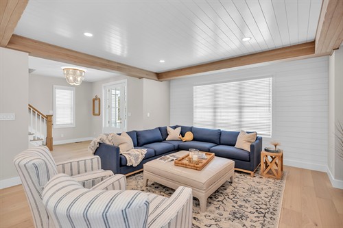 Gallery Image 02-Photo-2_(1).jpg