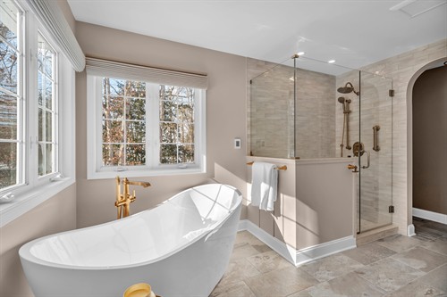 Gallery Image 11-Photo-11_(2).jpg