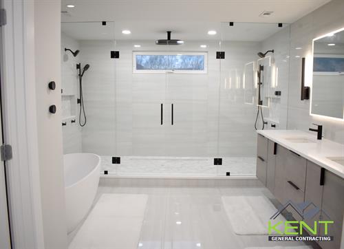 Marlton Master Bathroom Completed for Ex-Eagles Player