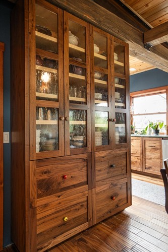 Gallery Image timberstone-woodworks-sandpoint-contractors-cabinet-shop-vert-015.jpg