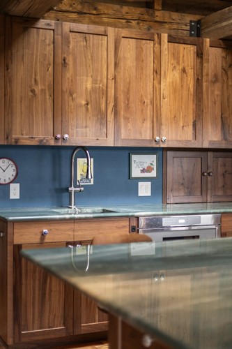 Gallery Image timberstone-woodworks-sandpoint-contractors-cabinet-shop-vert-022.jpg