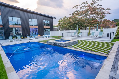 Solid Structures Outdoor Swimming Pool Showroom