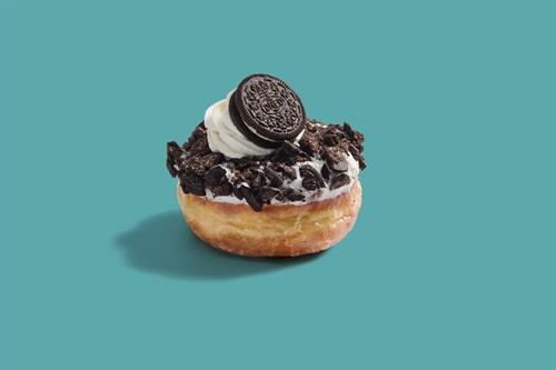 Gallery Image Everglazed_Oct23_CookiesCreamDonut_Layered_preview.jpg Gallery Image Everglazed_Oct23_CookiesCreamDonut_Layered_preview.jpg