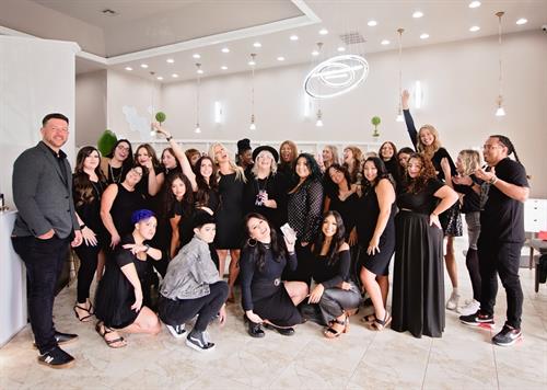 Gallery Image Salon_Halo_team_(2).jpg