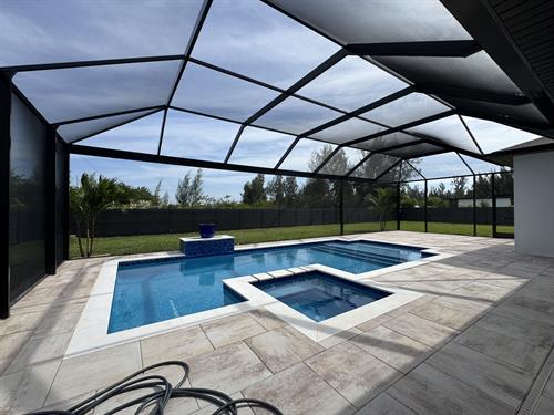 Built to last. Designed to impress. Another flawless screen enclosure by Key Screening, where craftsmanship meets comfort.