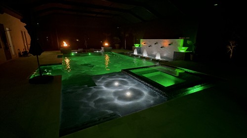Gallery Image Sunset_Model_green_light_night.JPG