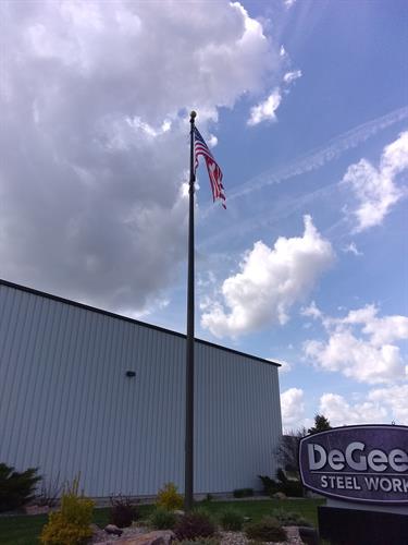 Gallery Image DeGeest_Steel_Working_Tea_40ft.jpg