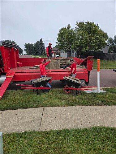 Gallery Image 2047220171377193360.jpg