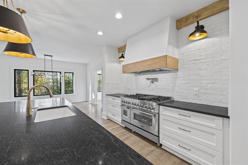 Gallery Image 30.jpg