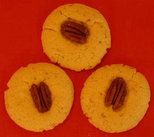 Gallery Image Maple_Pecan_Cookies.jpg