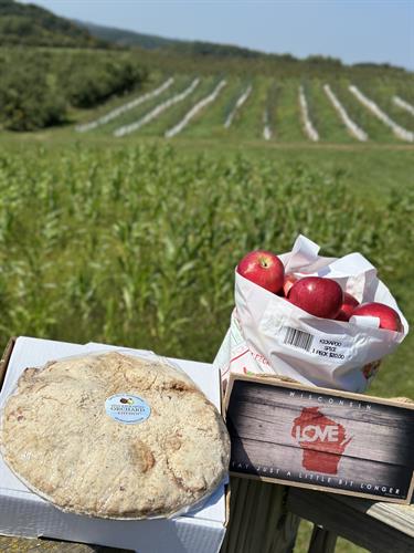 1913 Original Caramel Apple Pizza ™