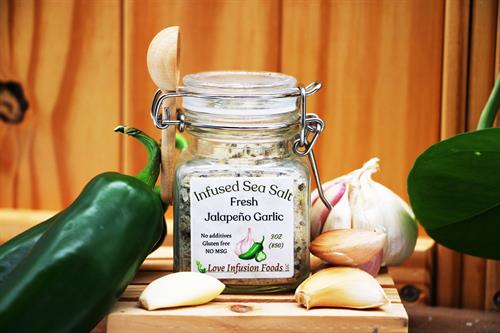 Gallery Image Fresh_Jalapeno_Garlic_3.JPG