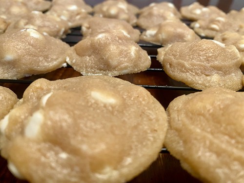 Strawberries & Cream Cookies
