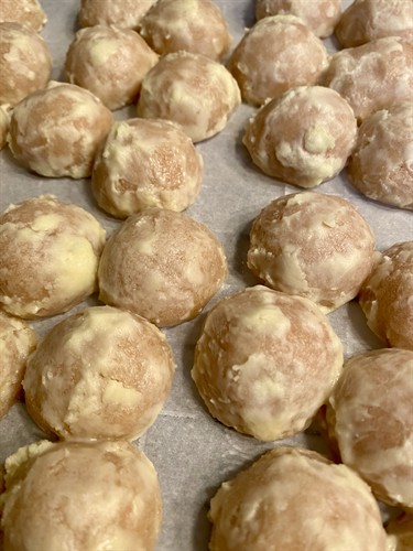 Strawberry Wedding Cake Cookies