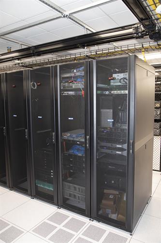 From individual rack units to private suites, Bluebird Data Centers can handle colocation and data storage (e.g. disaster recovery) needs of any size. 