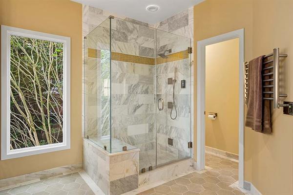 Walk-In High Tech Shower with Multi-head Fixture and Keypad Controls
