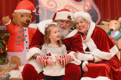 Hometown Holiday 2017 Santa and Mrs. Claus