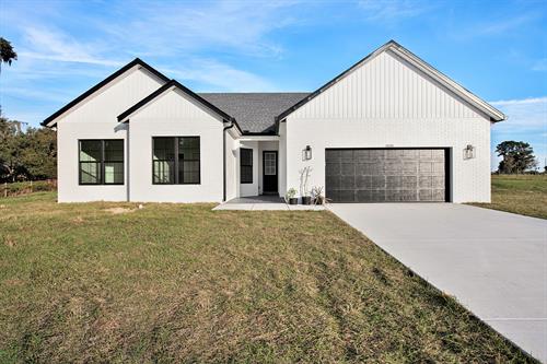 Brigham Rd- Modern Farmhouse