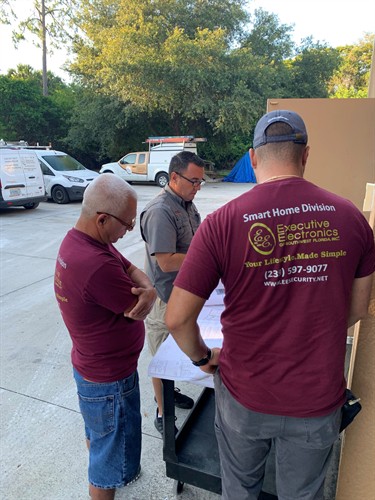 Gallery Image morning_review_hect.jpg