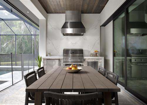 Gallery Image 1808_Bella_Lago_Ln._Tampa_(1).jpg