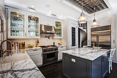 Gallery Image Columbia_Kitchen_King_Beavers.JPG