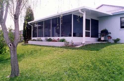 Gallery Image 98FOutside.jpg
