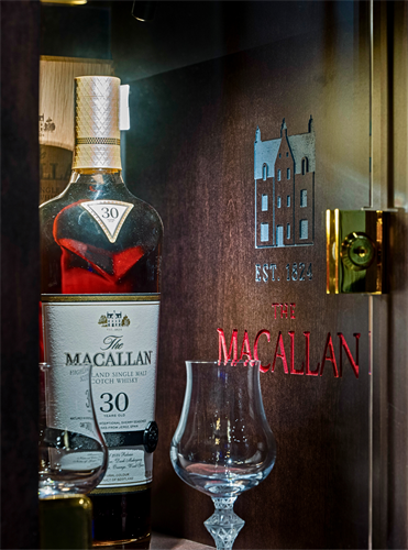 Custom Macallan RFID Locker Cabinet