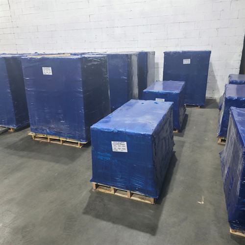 Gallery Image Newark_Warehouse_Pallets.jpg.jpg