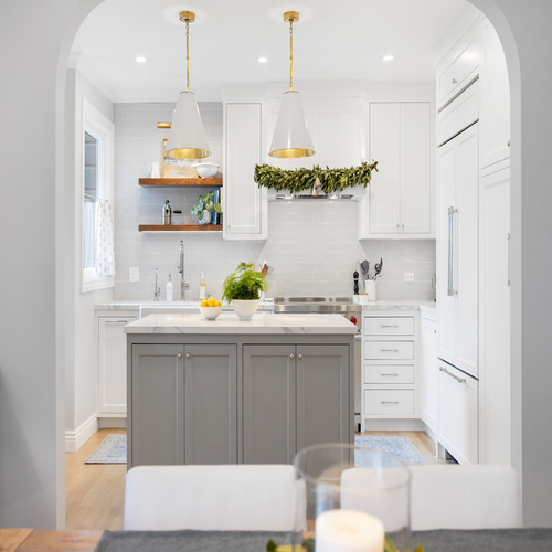 For this historic home renovation on 27th Ave. in San Francisco, we transformed the kitchen with a design that blends modern functionality with the character of the original residence.