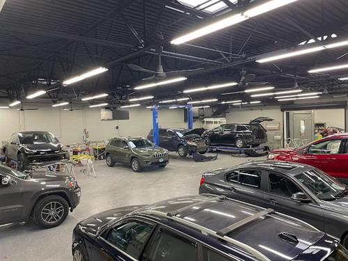 Gallery Image Carol_Stream_Shop.JPG