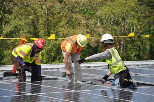 Sundance installs solar at Isaac Dickson Elementary School