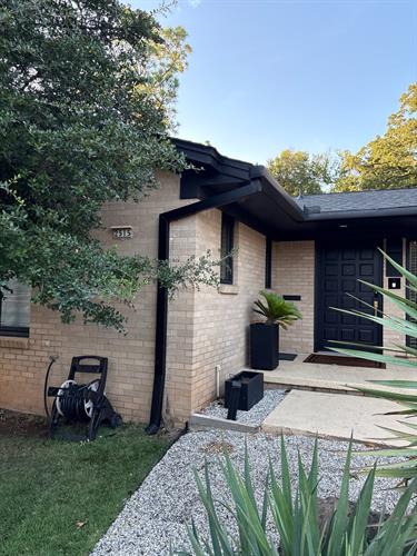 6” Black Euro Box Gutters w/ Box Spouts