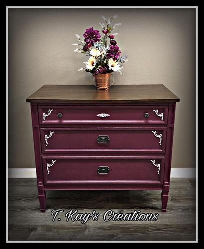 Loganberry Chalky Chicks Furniture Paint