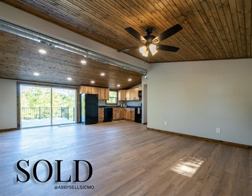 Gallery Image 3321_Schott_Rd_SOLD_post.jpg