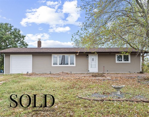 Gallery Image 7307_Rt_W_SOLD_post.jpg