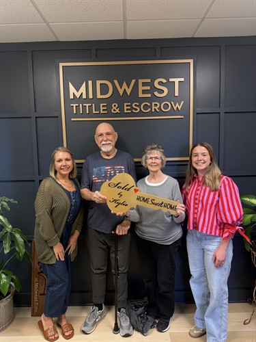 Gallery Image IMG_1751.jpeg