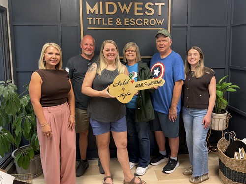 Gallery Image IMG_1930.jpeg