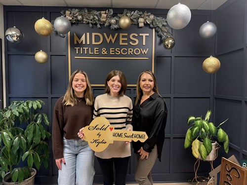 Gallery Image IMG_3680.jpeg