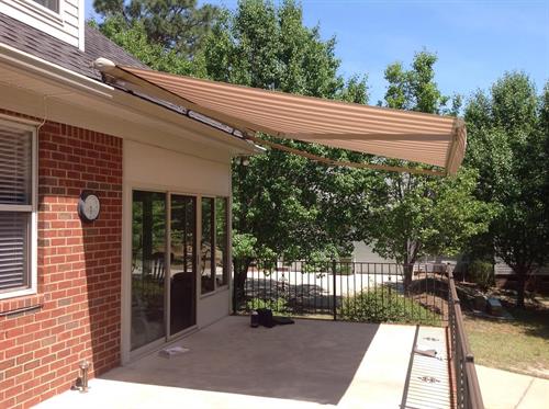 Sunesta Roof Mount Retractable Awning