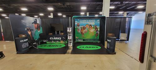 Deluxe Trade Show Display Package